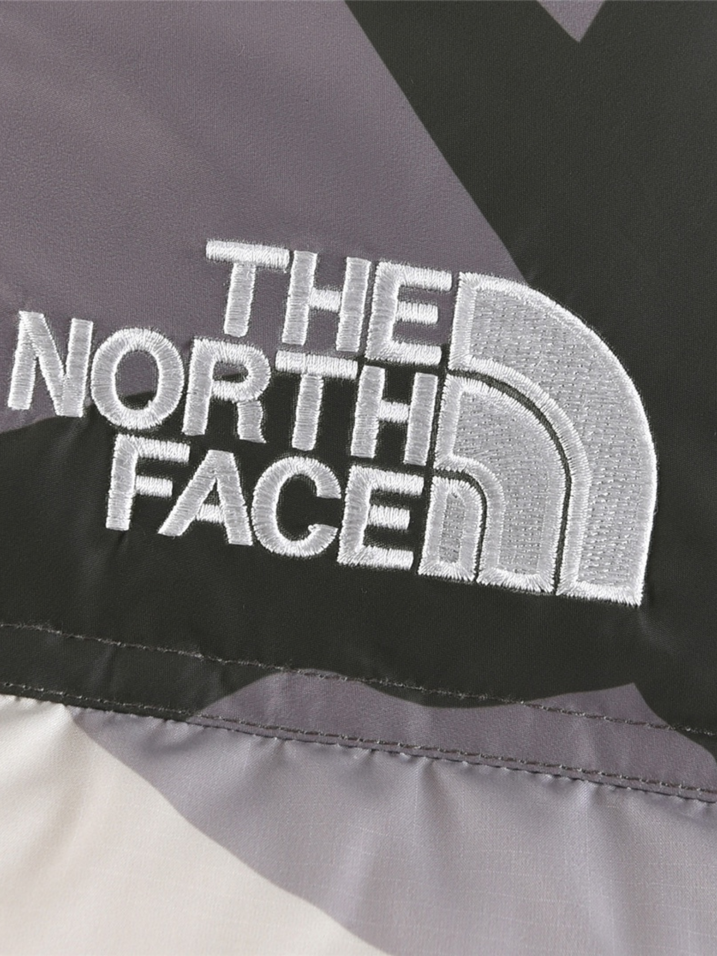 Chaqueta de pluma 1996 Retro Nuptse – Unisex